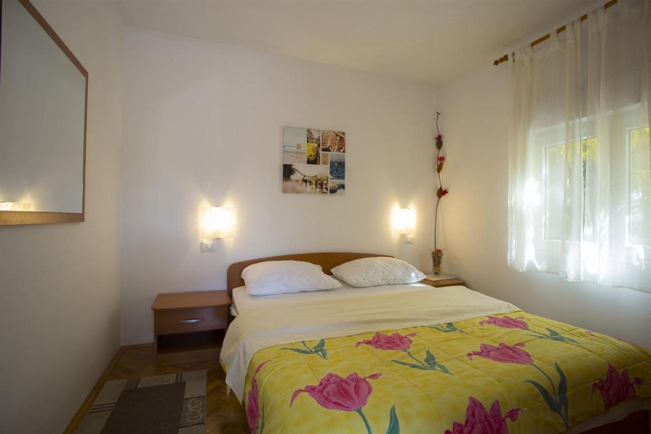 Apartments Gudelj Trogir Exterior foto